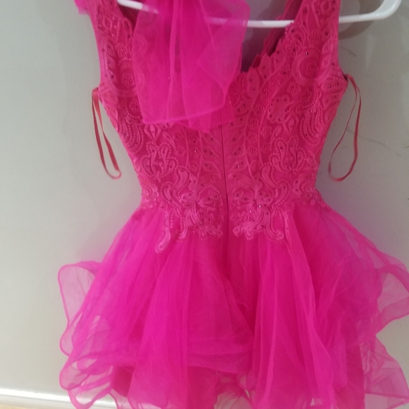 Cute Pink party dress - Picture 2 of 5